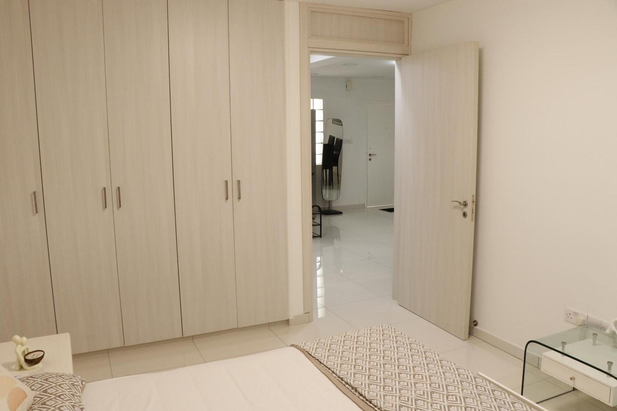 Apartment Spacious Apartment, Near Pinikoudes *