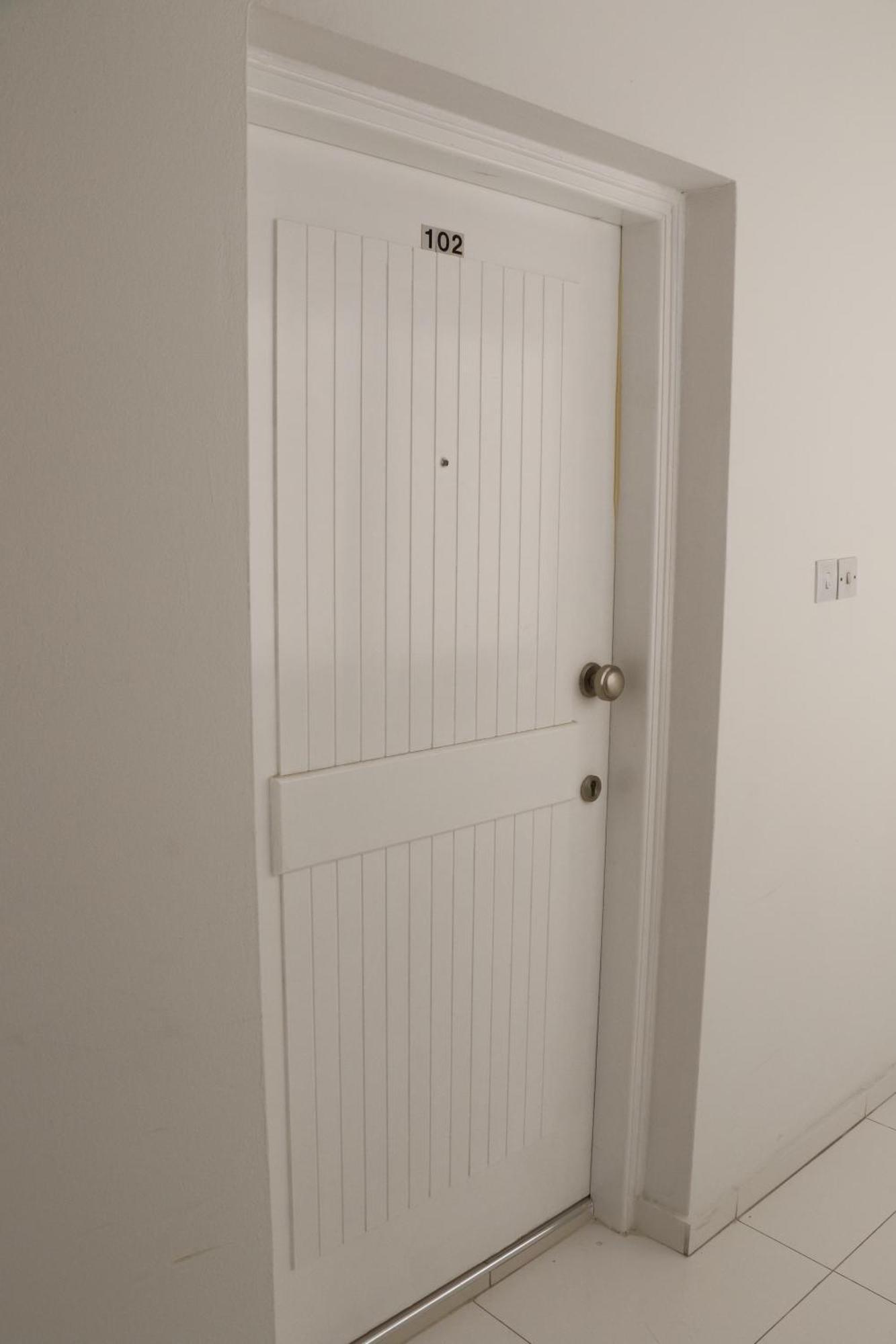 Spacious Apartment, Near Pinikoudes Apartment Larnaca